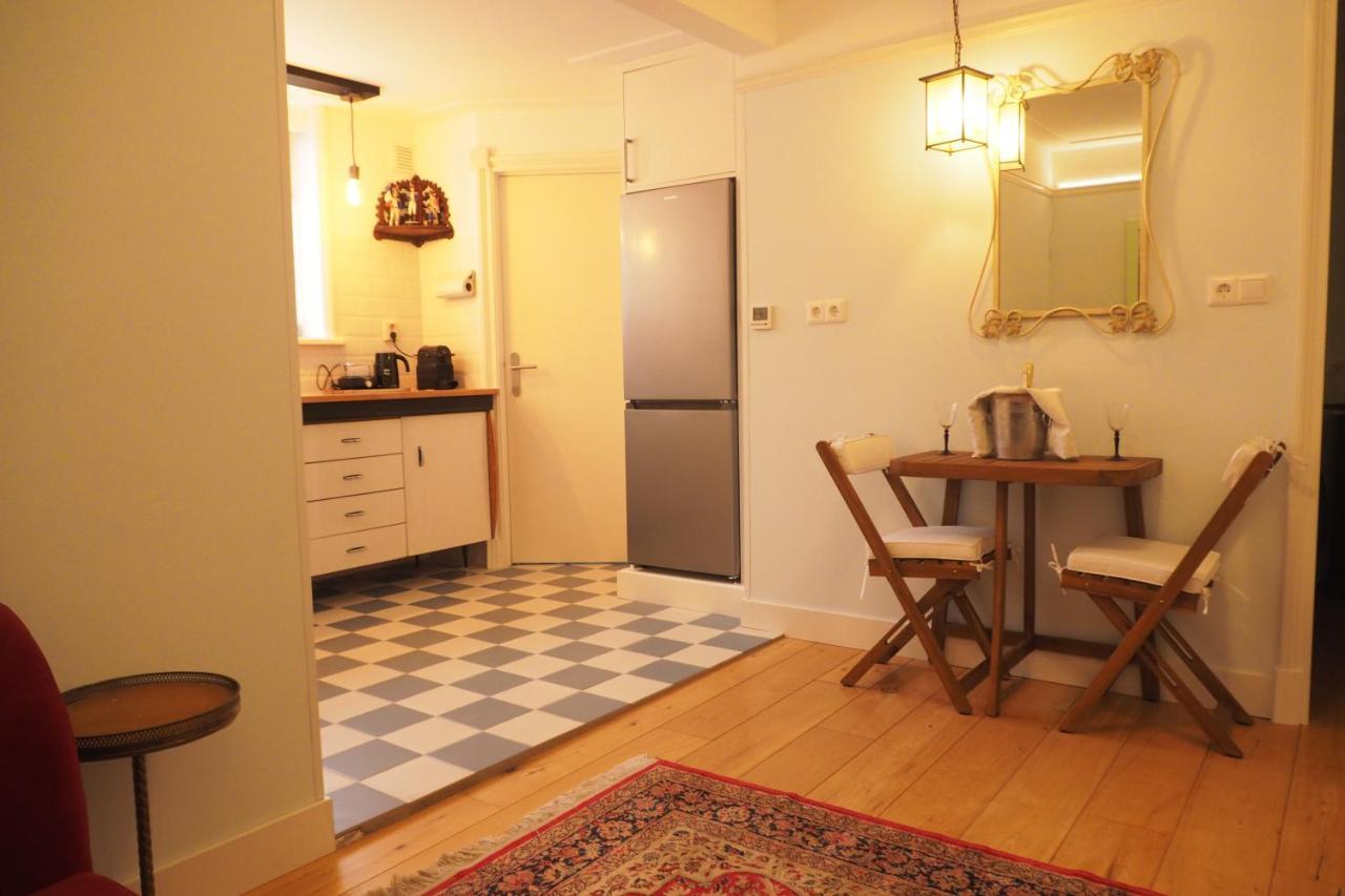 B&B Bureau Warmoesstraat 덴버크 외부 사진